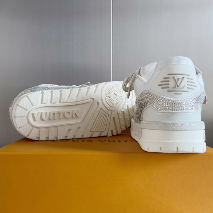 Men  L*ouis V*uitton Top Quality Sneakers  4CM