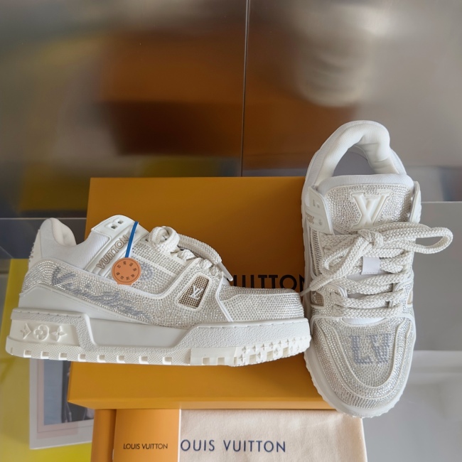 Men  L*ouis V*uitton Top Quality Sneakers  4CM