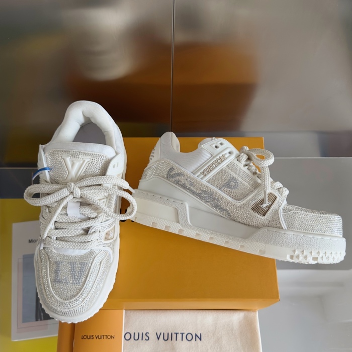 Men  L*ouis V*uitton Top Quality Sneakers  4CM