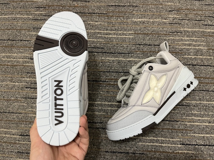 Men  L*ouis V*uitton Top Quality Sneakers