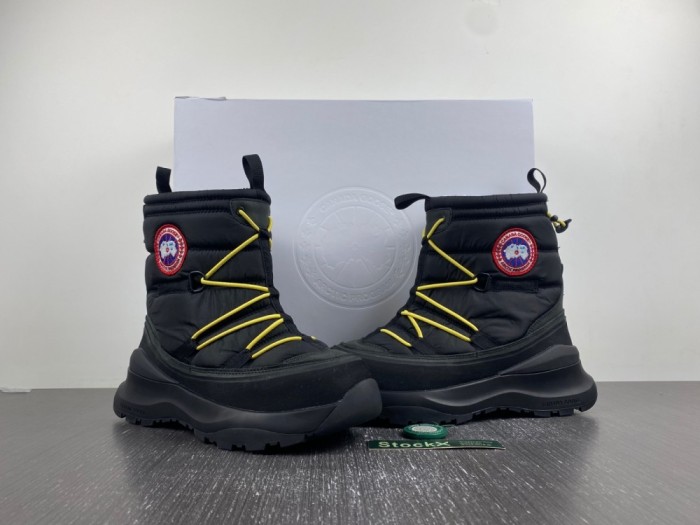 Women  C*ANADA   G*OOSE   Top Boots