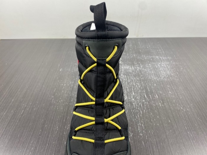 Women  C*ANADA   G*OOSE   Top Boots