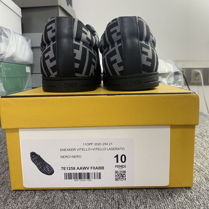 Men  F*endi Top Quality Sneaker  2.5CM