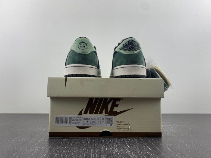 T*ravis S*cott x Air Jordan 1 Low  DM7866 813