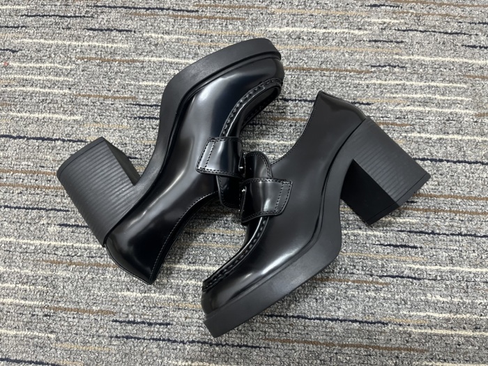 Women P*rada Top Quality Sandals