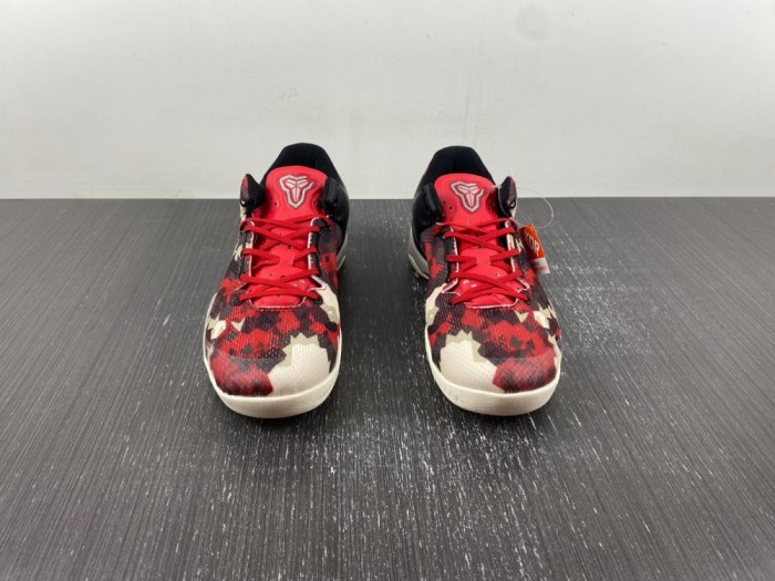 N*IKE  K*obe 8 System  Milk Snake   555035-601