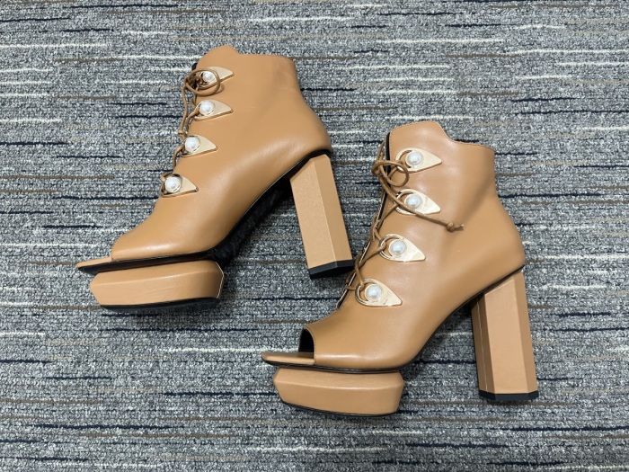 Women B*almain High Heels