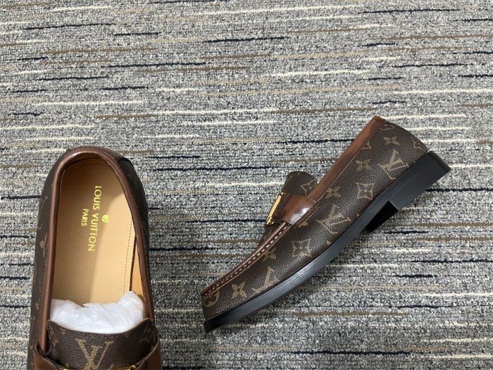 Men L*ouis V*uitton Top Loafer