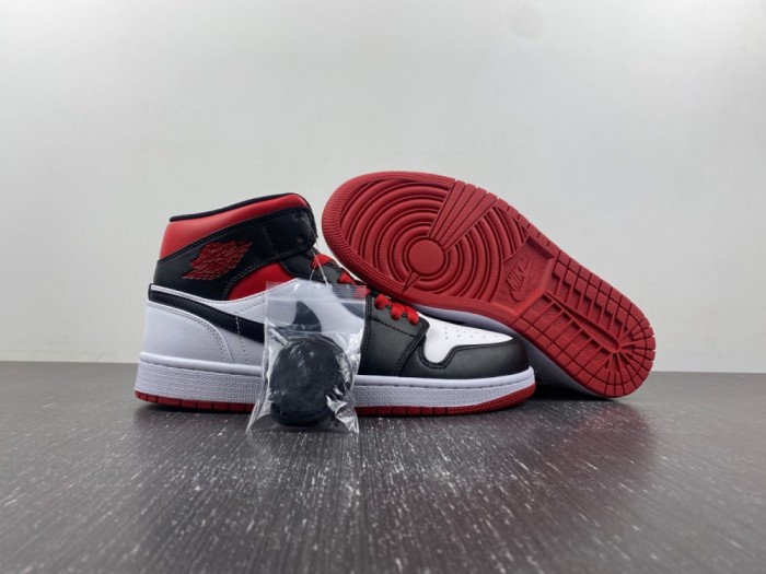 A*IR J*ORDAN 1 MID  DQ8426-106
