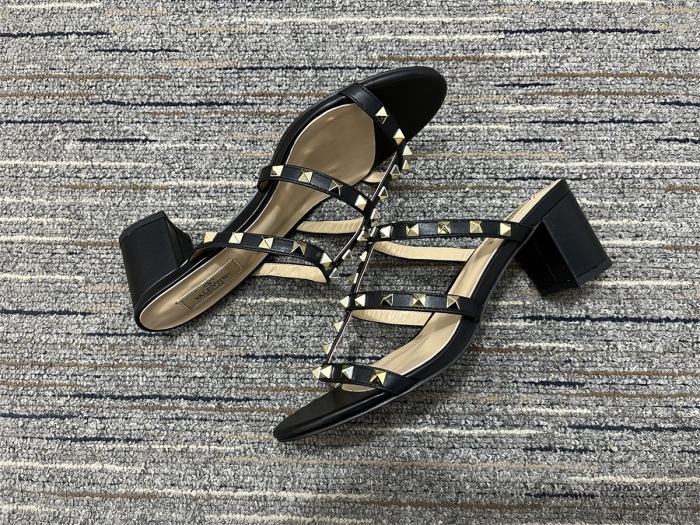 Women V*alentino Top Quality Sandals