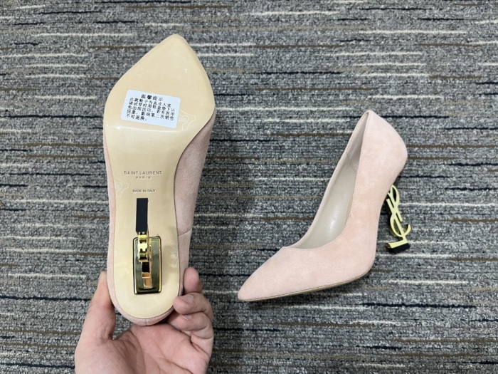 Women Y*SL Top Pumps