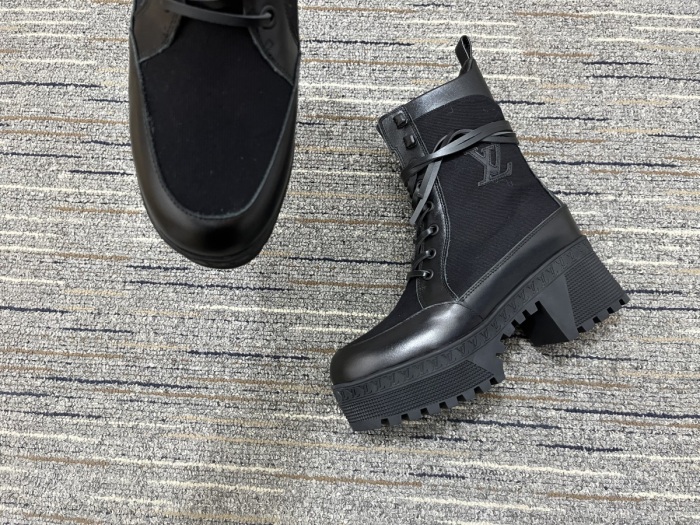 Women L*ouis V*uitton Top Quality Sneakers