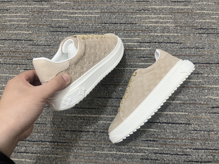 Women L*ouis V*uitton Top Sneakers