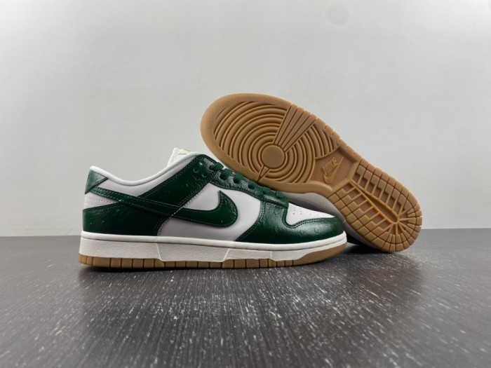 N*ike D*unk Low LX “Gorge Green”  FJ2260 002