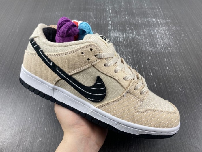 A*lbino & P*reto x N*ike Dunk SB Low  FD2627-200