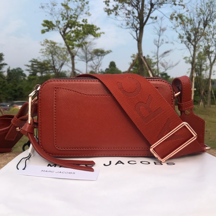 M*arc J*acobs Camera bag 19*12*6cm