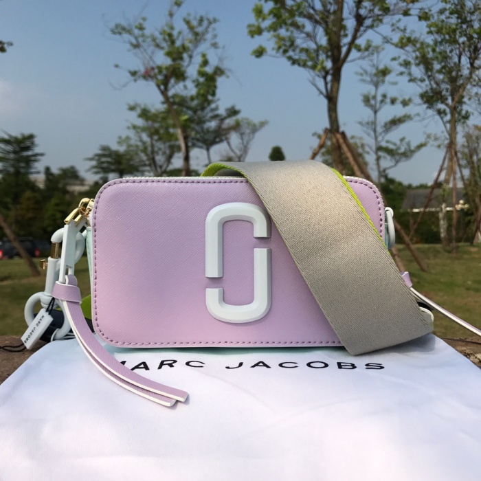 M*arc J*acobs Camera bag 19*12*6cm