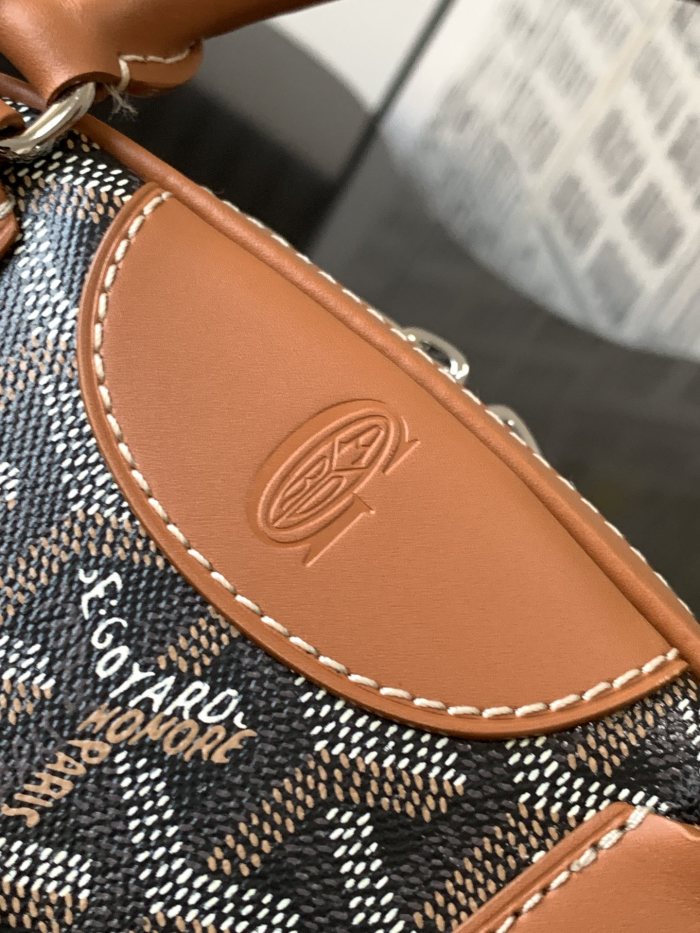 G*oyard   bag  27*27*8.5cm