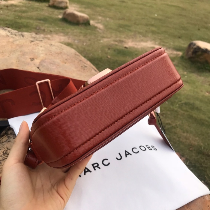 M*arc J*acobs Camera bag 19*12*6cm