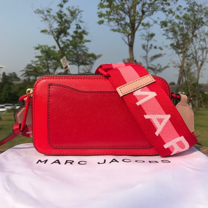 M*arc J*acobs Camera bag 19*12*6cm
