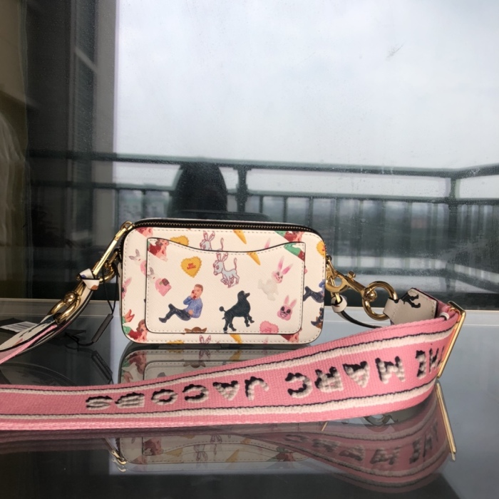 M*arc J*acobs Camera bag 19*12*6cm