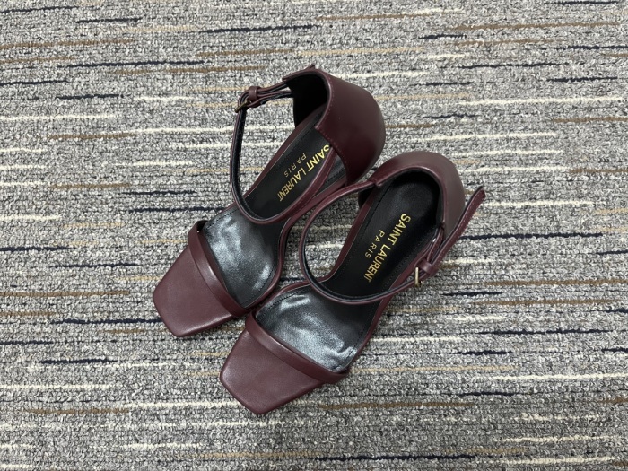 Women Y*SL Top Pumps