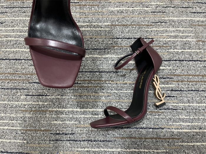 Women Y*SL Top Pumps