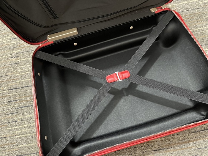 Luggage ask price on whatsapp