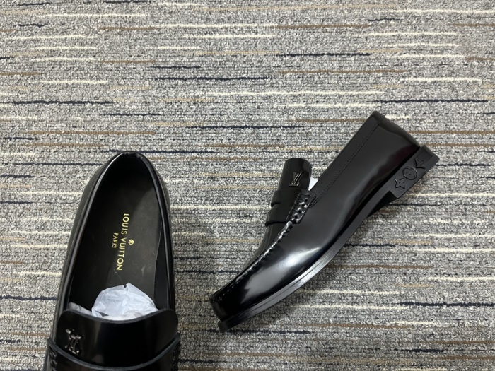 Men L*ouis V*uitton Top Loafer