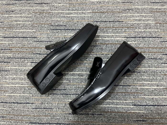 Men L*ouis V*uitton Top Loafer