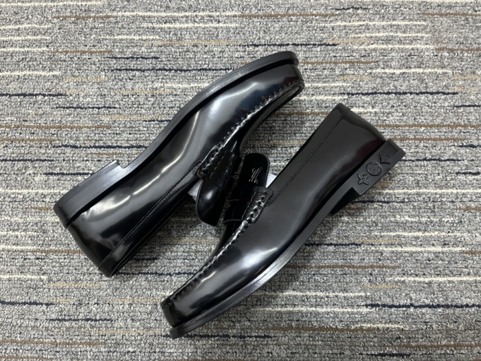 Men L*ouis V*uitton Top Loafer