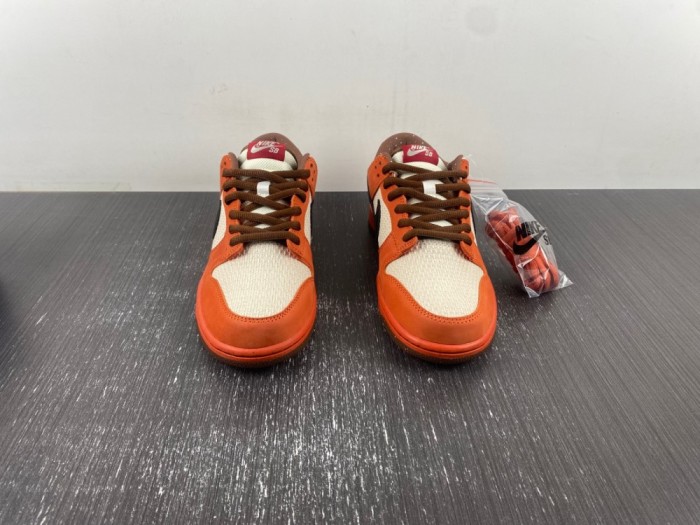 N*ike D*unk Low Premium SB 'Un- Hemp' 313170-101