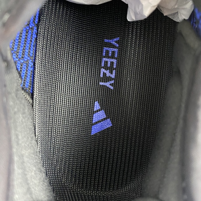 Yeezy Boost 350 V2  GY7164