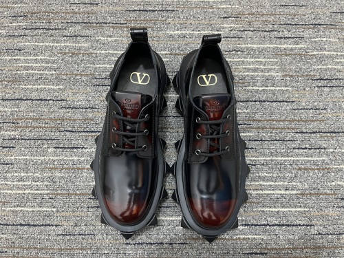 Men   𝑉*𝐴𝐿𝐸𝑁𝑇𝐼𝑁𝑂 Top Sneakers