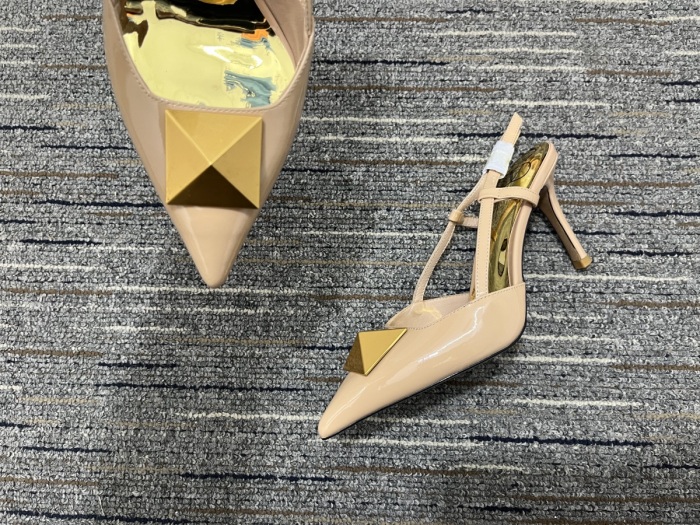 Women V*alentino Top Quality Sandals