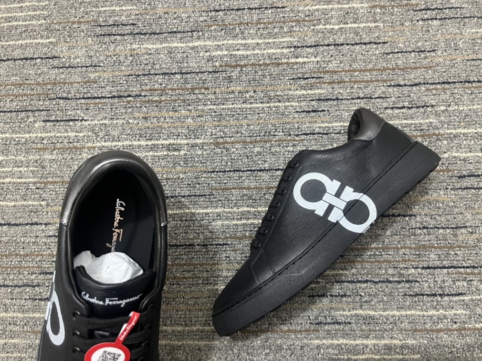 Men D*G Top Sneaker