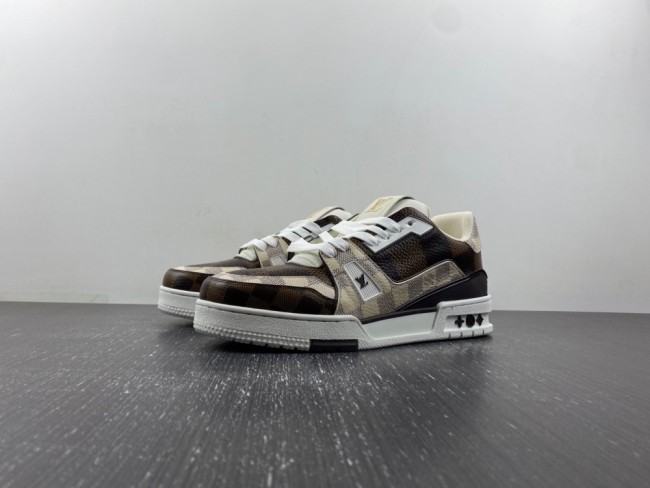 Men  L*ouis V*uitton Top Sneakers