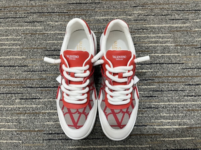 Men Women  𝑉*𝐴𝐿𝐸𝑁𝑇𝐼𝑁𝑂 Top Sneakers