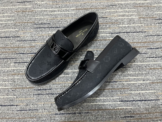 Men L*ouis V*uitton Top Loafer