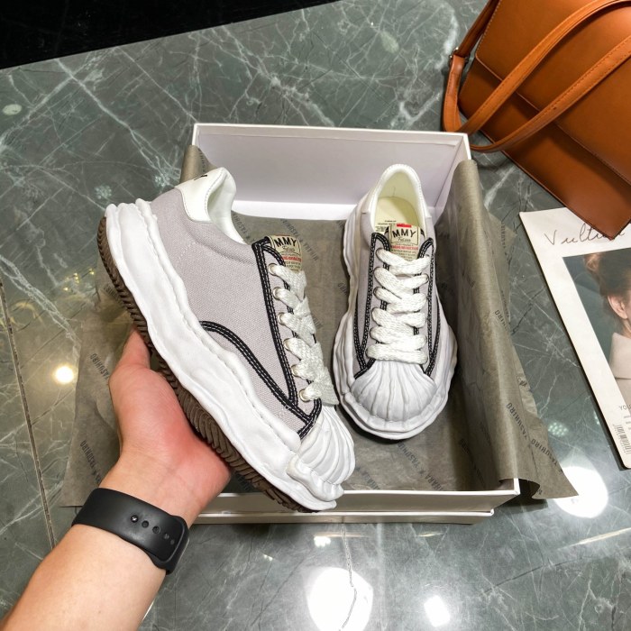 Men Women M*MY  Top Sneaker