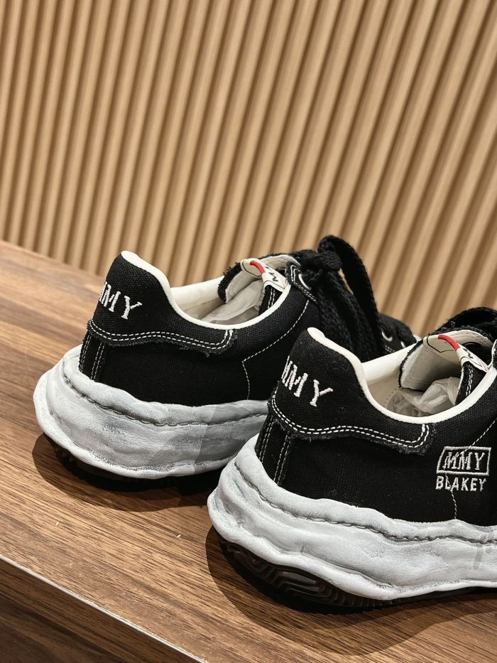 Men Women M*MY  Top Sneaker