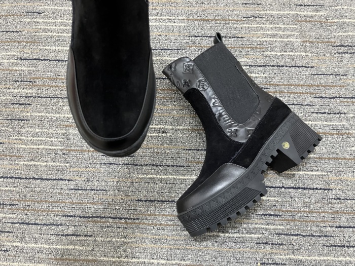 Women L*ouis V*uitton Top Boot