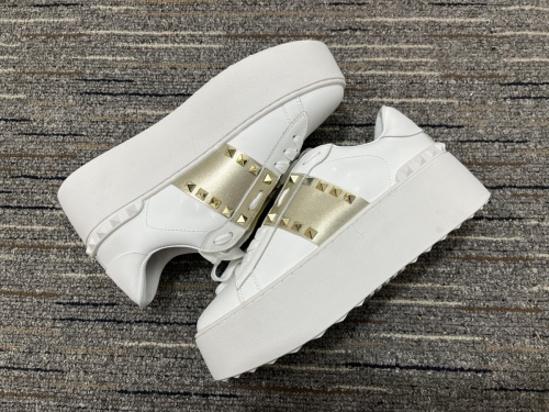Men Women 𝑉*𝐴𝐿𝐸𝑁𝑇𝐼𝑁𝑂 Top Sneakers