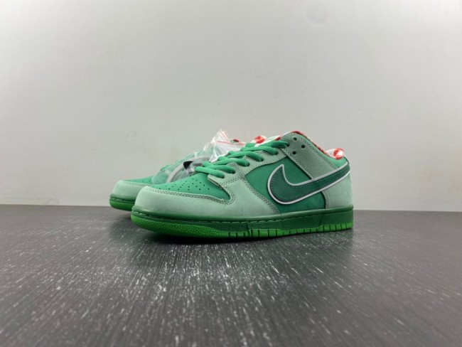 C*oncepts x N*ike S*B D*unk Low   BV1310-303