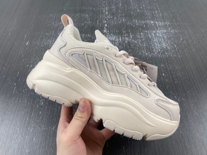 A*didas top sneakers IG6049