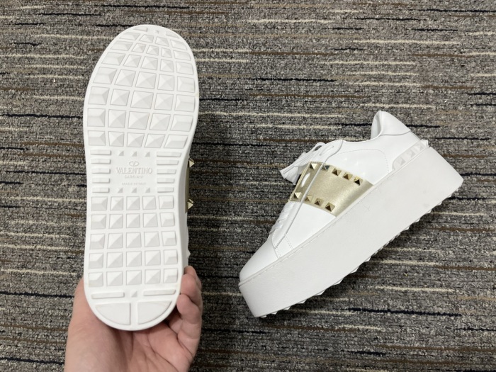 Men Women 𝑉*𝐴𝐿𝐸𝑁𝑇𝐼𝑁𝑂 Top Sneakers
