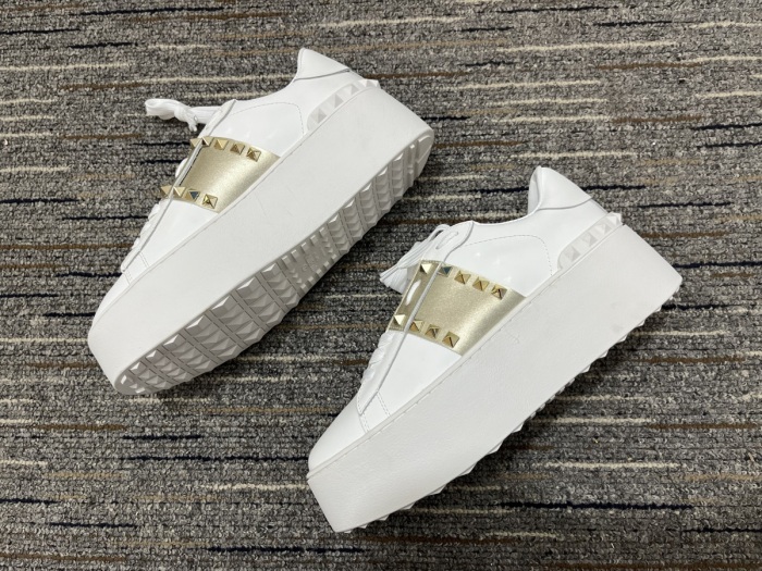 Men Women 𝑉*𝐴𝐿𝐸𝑁𝑇𝐼𝑁𝑂 Top Sneakers