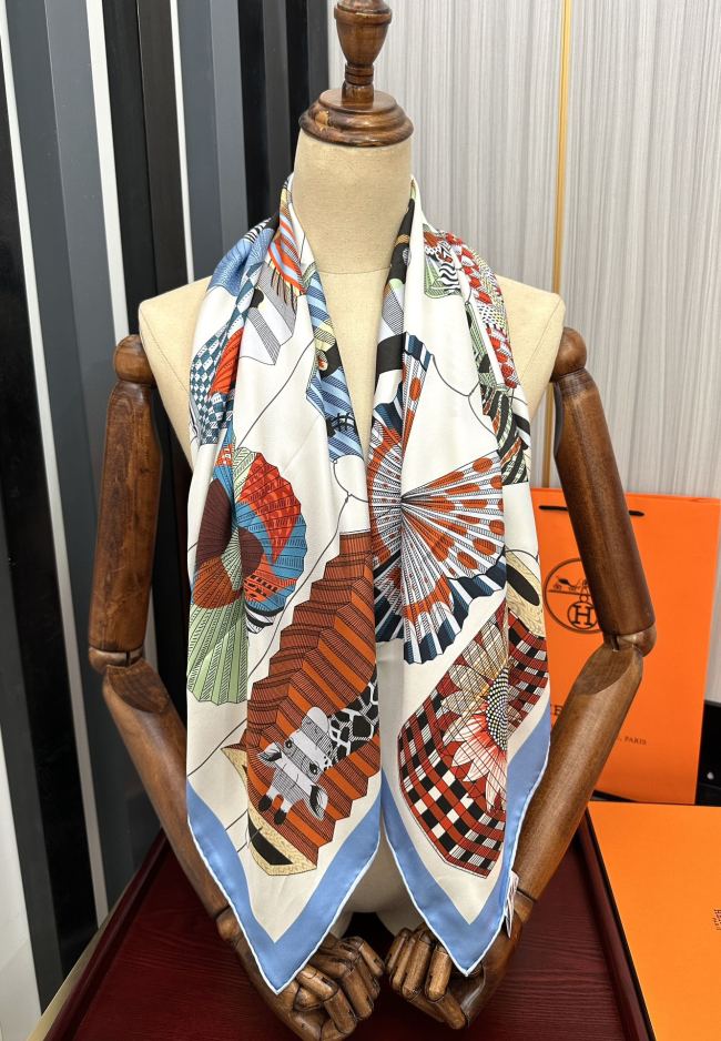 Scarf 90 x 90 CM