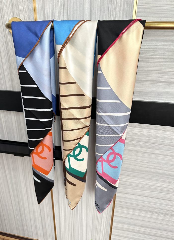 Scarf 90 x 90 CM