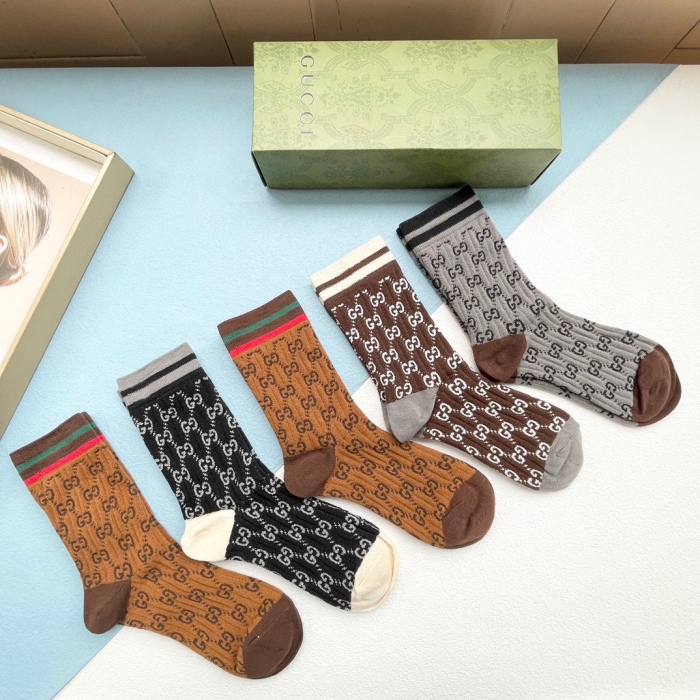 Socks 5 pairs